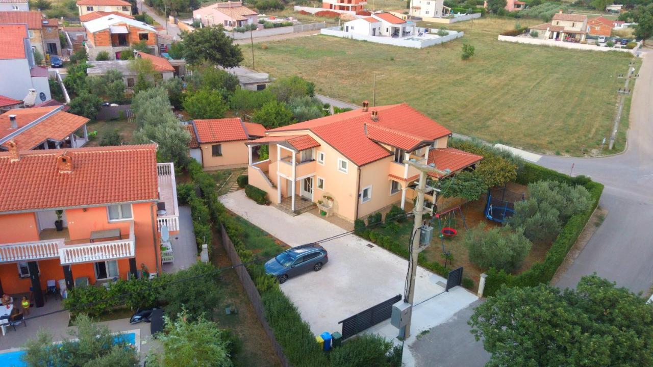 Comfortable Apartment Near Pula Marčana Esterno foto